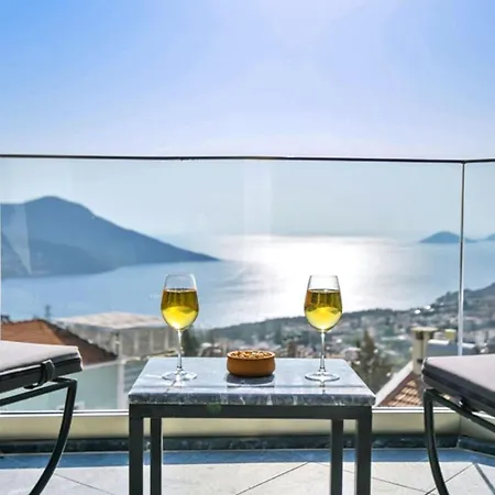 5 Bedroom 7353 * Kalkan