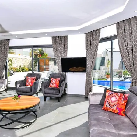 5 Bedroom 7353 Villa Kalkan