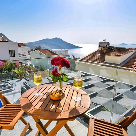 5 Bedroom 7353 Kalkan