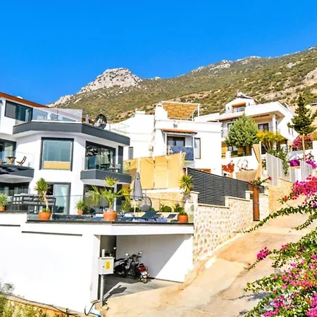 5 Bedroom 7353 Villa Kalkan